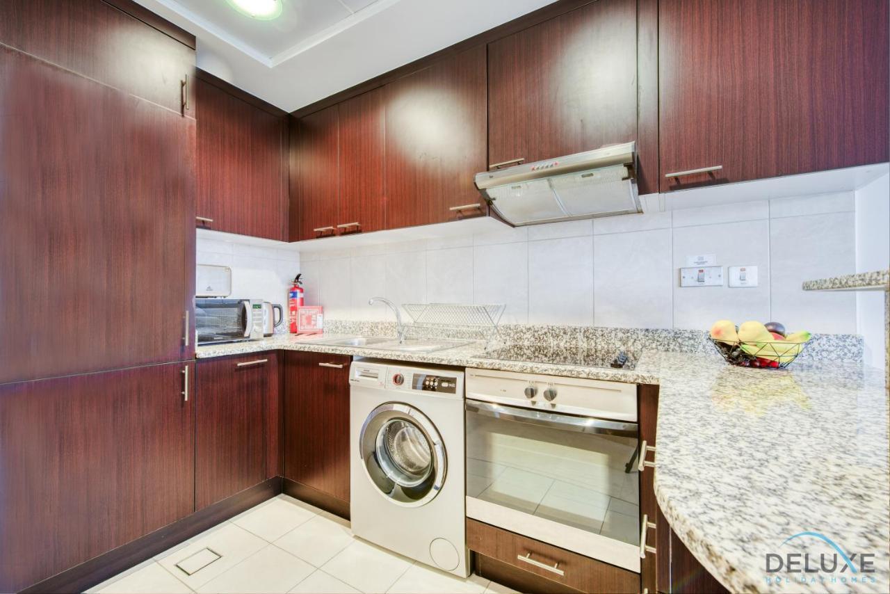 Calm Studio At Sky Gardens Difc By Deluxe Holiday Homes Dubai Bagian luar foto